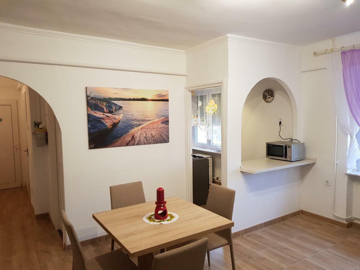 Lia Apartman Kiskunhalas Dış mekan fotoğraf